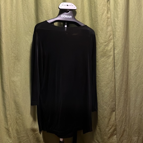 Acetate Vented Tunic Top - Picture 2 of 3